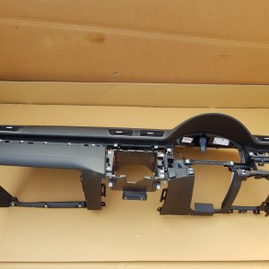 Plansa bord VW Passat CC 2016 volan dreapta 3C2857669 3C2 857 669 - Dezmembrari Auto