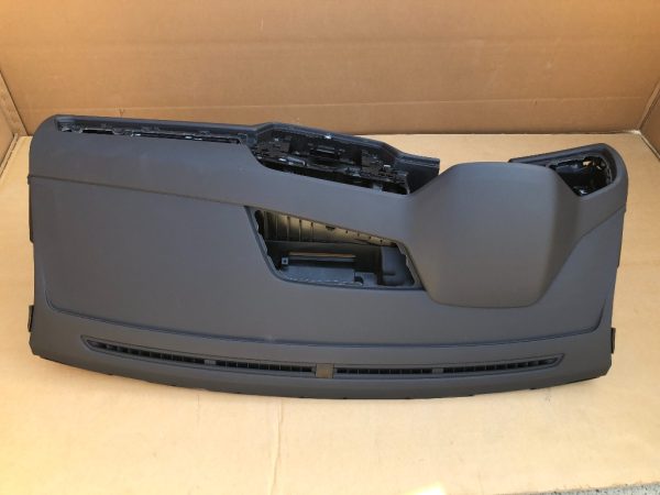Plansa bord VW Touran 2017 5TB857003E 5TB 857 003 E - Dezmembrari Auto - imagine 5