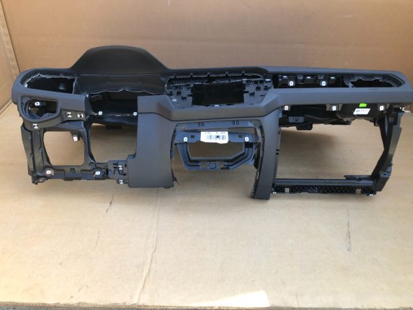 Plansa bord VW Touran 2017 5TB857003E 5TB 857 003 E - Dezmembrari Auto - imagine 3