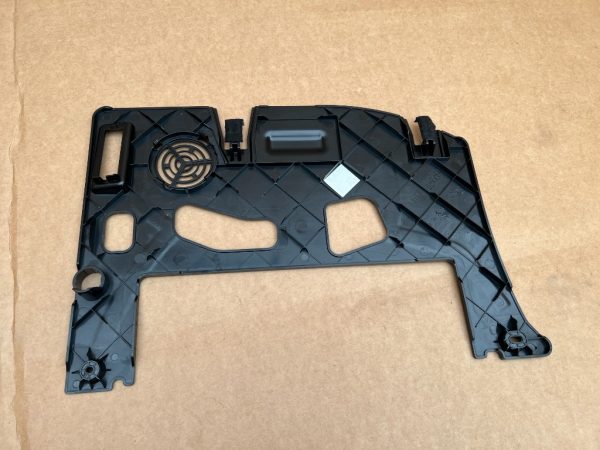 Plastic BMW X1 F48 din 2017 9316560 - Dezmembrari Auto