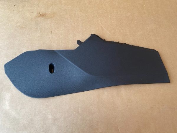 Plastic consola centrala stanga VW Caddy Ford Tourneo Connect 2023 2K9863045A 2K9 863 045 A la 0 km - Dezmembrari Auto