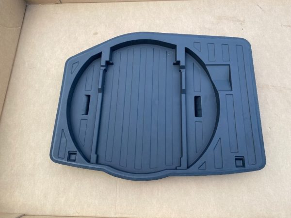 Plastic portbagaj Audi A6 C7 avant 4G9863547 4G9 863 547 la 0 km - Dezmembrari Auto