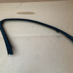 Plastic usa stanga fata BMW G12 M 760 LXiA seria 7 din 2017 186485 - Dezmembrari Auto