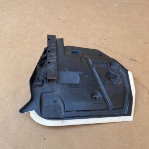 Plastic usa stanga spate Mercedes B Class W246 A2467320195 - Dezmembrari Auto