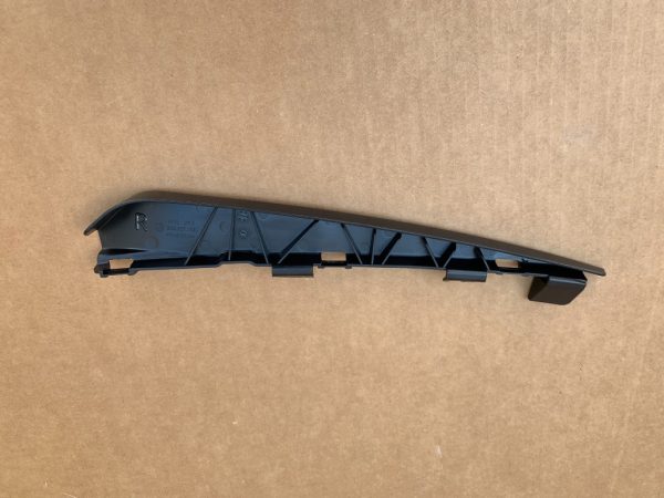 Plastic VW Arteon facelift 2021 3G8837152 3G8 837 152 - Dezmembrari Auto