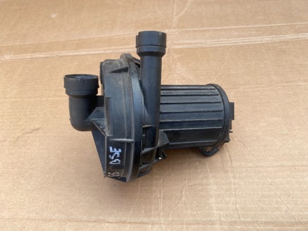 Pompa aer secundara VW Golf 5 06A959253E 06A 959 253 E - Dezmembrari Auto