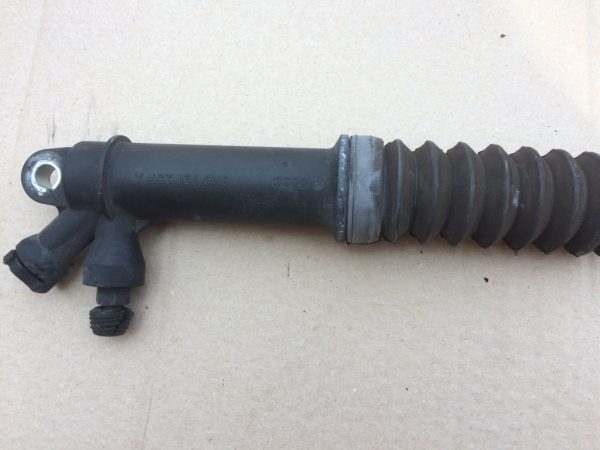Pompa ambreaj Audi Q5 8K0721257A 8K0 721 257 A - Dezmembrari Auto