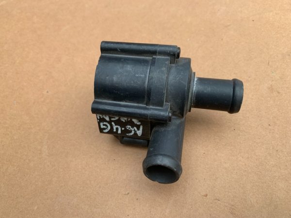 Pompa apa Audi A6 C7 4G 059121012A 059 121 012 A - Dezmembrari Auto