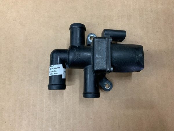 Pompa apa VW Golf 7 1.4 tsi 1T0820036D 1T0 820 036 D - Dezmembrari Auto