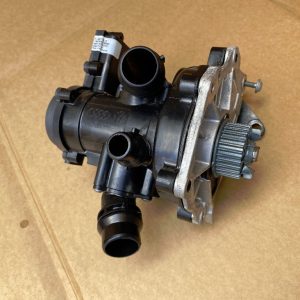 Pompa de apa Audi Q8 2.0 tfsi 06L121012A la 0 km - Dezmembrari Auto