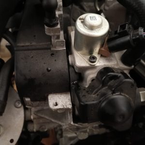 Pompa inalta presiune la 0 km VW Golf 7 1.6 tdi 04B130755F 04B 130 755 F la 0 km - Dezmembrari Auto