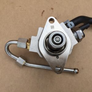 Pompa inalta presiune VW Passat B8 1.4 tsi 04E127026AG 04E 127 026 AG - Dezmembrari Auto