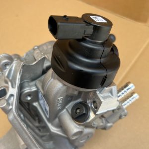 Pompa inalta VW Caddy din 2023 la 0 km 05L130755 05L 130 755 - la 0 km - Dezmembrari Auto