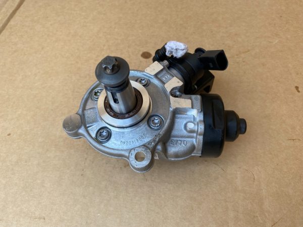 Pompa inalte BMW X1 F48 2017 8511626 la 0 km - Dezmembrari Auto