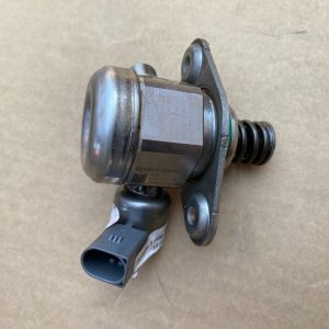 Pompa inalte Mercedes B-Class W246 1.6i A2700700501 la 0 km - Dezmembrari Auto