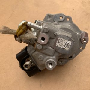 Pompa inalte VW Golf 7 1.6 tdi CXX CXXB 04B130755F 04B 130 755 F la 0 km - Dezmembrari Auto