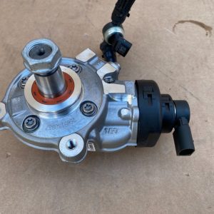 Pompa inalte VW Passat B8 2023 2.0 tdi 05L130755 05L 130 755 la 0 km - Dezmembrari Auto