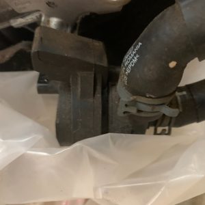 Pompa recirculare apa VW Golf 7 1.6 tdi 5Q0965567 5Q0 965 567 la 0 km - Dezmembrari Auto