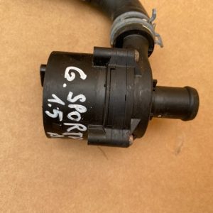 Pompa recirculare apa VW Golf Sportsvan 1.5 tsi 5Q0965567 5Q0 965 567 - Dezmembrari Auto