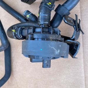 Pompa recirculare apa VW ID4 ID.4 2023 1EA965567K 1EA 965 567 K la 0 km - Dezmembrari Auto