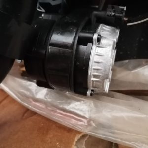 Pompa recirculare apa VW Passat B8 2.0 tdi 04L965567A 04L 965 567 A - Dezmembrari Auto