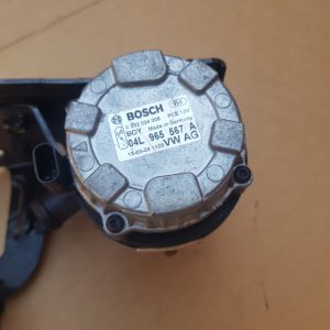 Pompa recirculare apa VW Passat B8 2.0 tdi 04L965567A 04L 965 567 A - Dezmembrari Auto