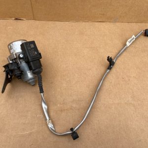 Pompa vacuum VW Passat B8 1.4 tsi 1K0612181F 1K0 612 181 F - Dezmembrari Auto