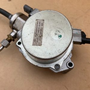Pompa vacuum VW Tiguan 2012 2.0 tsi 06H145100AK 06H 145 100 AK - Dezmembrari Auto