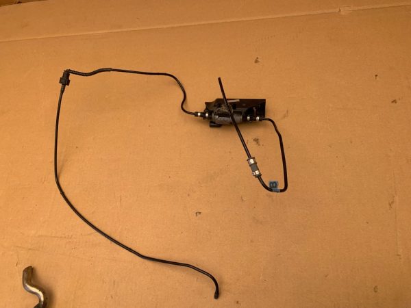 Pompa webasto VW Golf 7 1.4 tsi 5Q0963513 5Q0 963 513 - Dezmembrari Auto