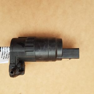 Pompita lichid parbriz VW Golf 7 1K6955651 1K6 955 651 - Dezmembrari Auto