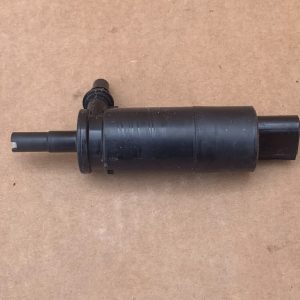 Pompita spalatoare faruri VW Jetta 2017 6R0955681 6R0 955 681 - Dezmembrari Auto