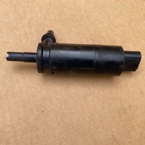 Pompita spalatoare faruri VW Jetta 2017 6R0955681 6R0 955 681 la 0 km - Dezmembrari Auto