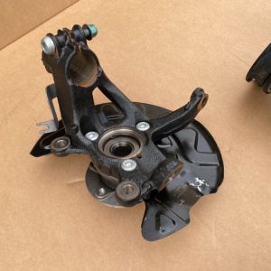 Portfuzeta cu rulment dreapta fata Audi A3 8Y 5WA407256 5WA 407 256 la 0 km - Dezmembrari Auto