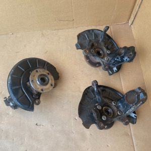 Portfuzeta cu rulment stanga spate VW Jetta 2017 5C0505435B 5C0 505 435 B la 0 km - Dezmembrari Auto