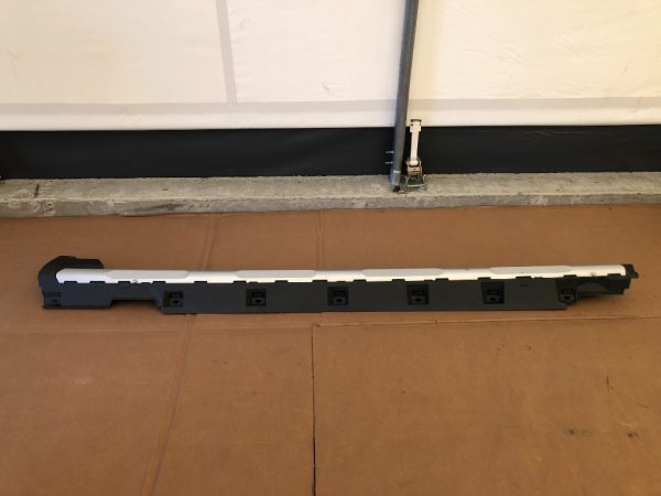 Prag dreapta VW Passat B8 alltrack - Dezmembrari Auto