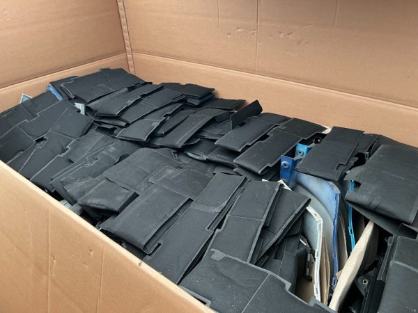 Protectie baterie / acumulator VW Golf 7 model fara capac - Dezmembrari Auto