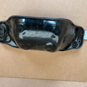 Protectie / deflector vas apa VW Touareg CR din 2018 4M0819523A 4M0 819 523 A - Dezmembrari Auto