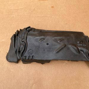 Protectie motor BMW X1 F48 8513136 la 0 km - Dezmembrari Auto
