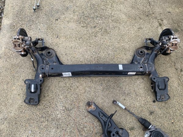 Punte spate goala VW Golf 7 2016 5Q0501049BA 5Q0 501 049 BA la 0 km - Dezmembrari Auto