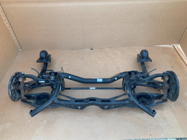 Bara stabilizatoare spate VW Golf sportsvan 5Q0511305BM 5Q0 511 305 BM - Dezmembrari Auto
