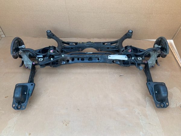 Punte spate goala VW Passat B8 variant 3Q0505235Q 3Q0 505 235 Q - Dezmembrari Auto