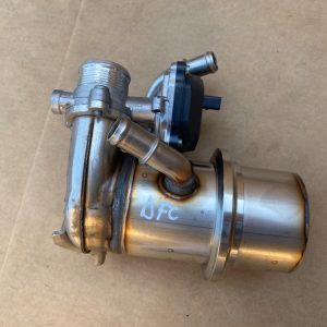 Racitor de gaze cu EGR VW Passat B8 2.0 tdi DFC 04L131501M 04L131512BH la 0 km - Dezmembrari Auto