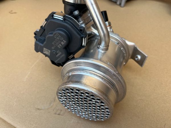 Racitor gaze VW Caddy din 2023 la 0 km 05L131512D 05L 131 512 D - Dezmembrari Auto
