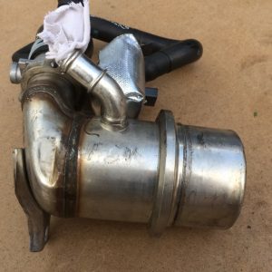 Racitor gaze VW Passat B8 04L131512 04L 131 512 - Dezmembrari Auto