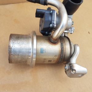 Racitor gaze VW Passat B8 2.0 tdi 04L131512D 04L 131 512 D - Dezmembrari Auto