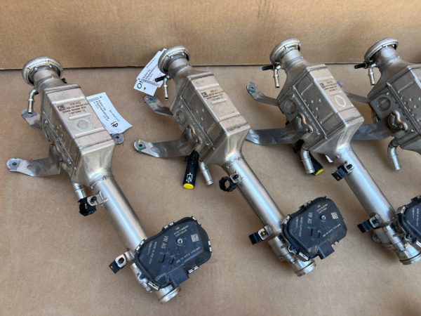 Racitor gaze VW Touareg CR 059131508AM 059 131 508 AM 059131508BP 059 131 508 BP - Dezmembrari Auto - imagine 2