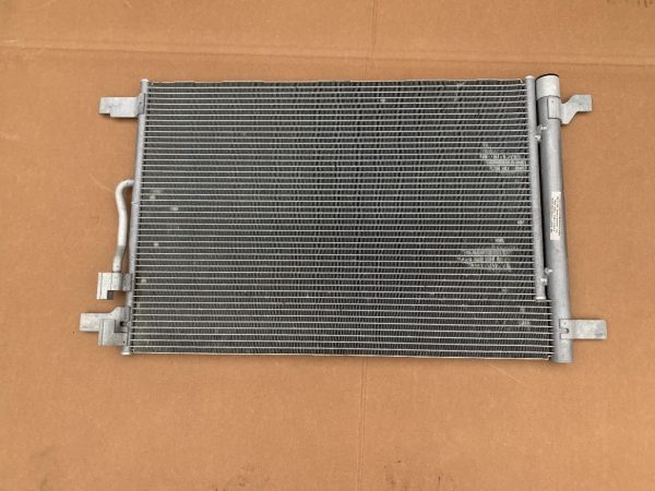 Radiator AC VW Golf 7 2016 1.6 tdi 5Q0816411AB 5Q0 816 411 AB la 0 km - Dezmembrari Auto
