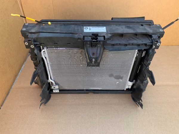 Radiator VW Jetta 2017 2.0 tdi 1KM121253 1KM 121 253 la 0 km - Dezmembrari Auto