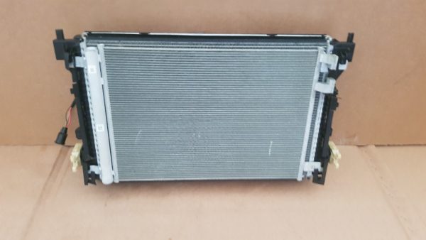 Radiator intercooler VW Passat B8 2.0 tdi 5Q0121251HQ 5Q0 121 251 HQ - Dezmembrari Auto