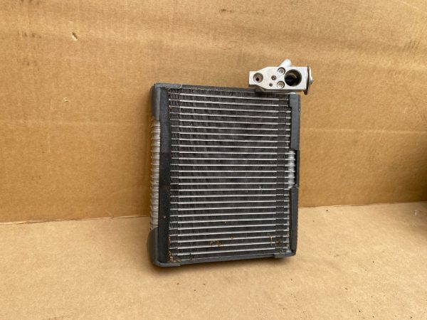 Radiator bord Nissan Qashqai 2016 volan dreapta - Dezmembrari Auto
